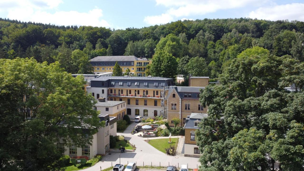 Saechsisches Gemeinschafts-Diakonissenhaus Zion E. V. Hotel Aue  Exterior photo