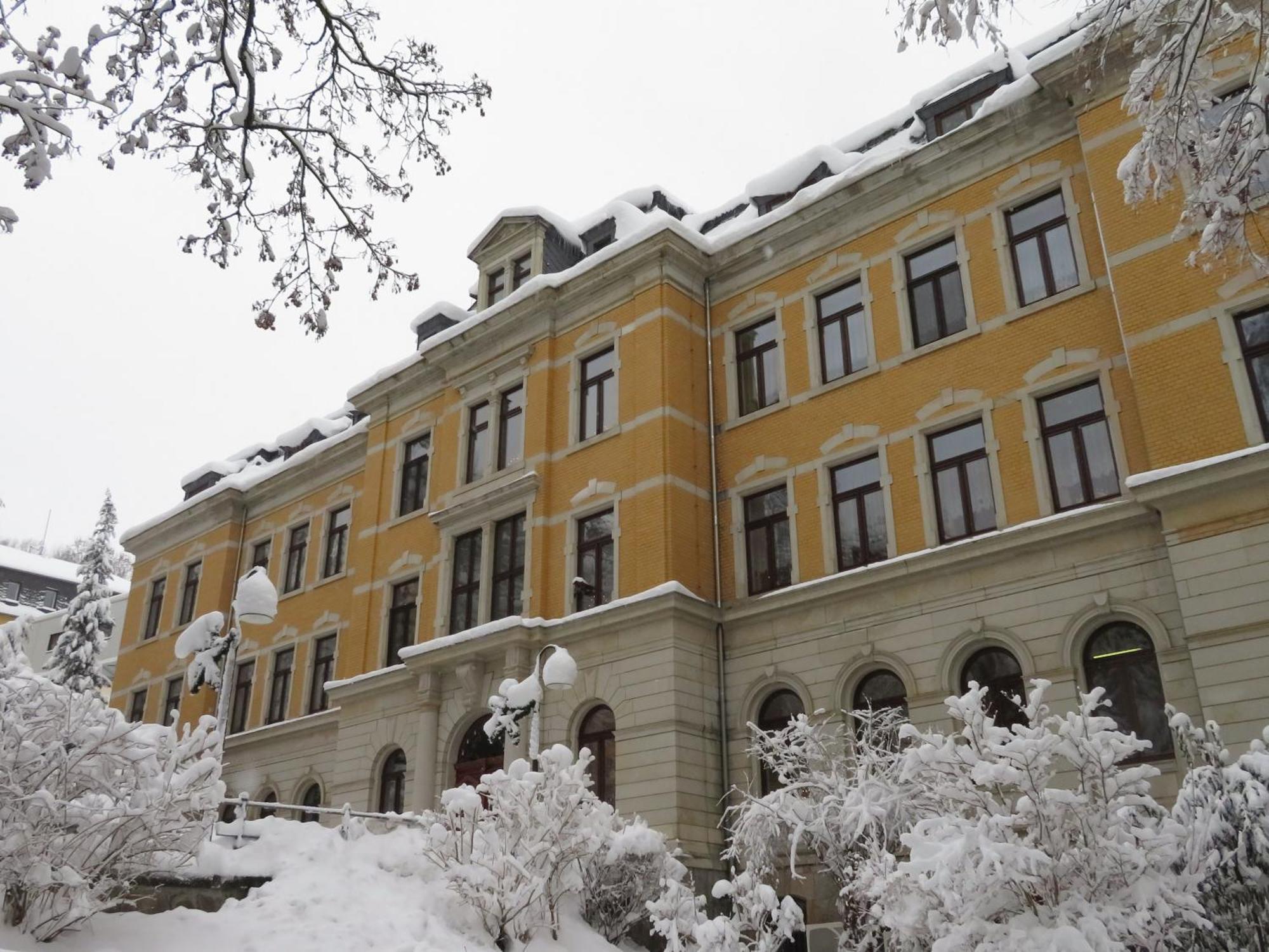 Saechsisches Gemeinschafts-Diakonissenhaus Zion E. V. Aue  Exterior photo